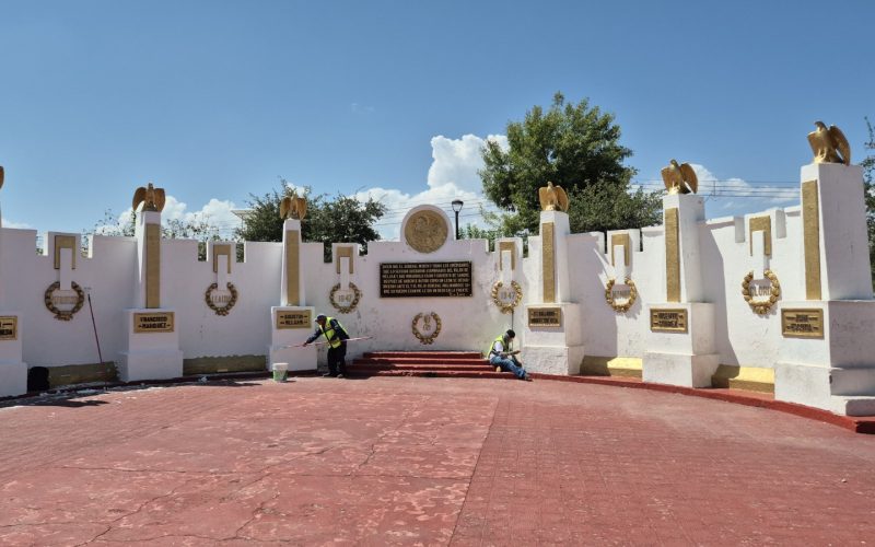 Atiende Municipio monumentos alusivos a la Independencia de México