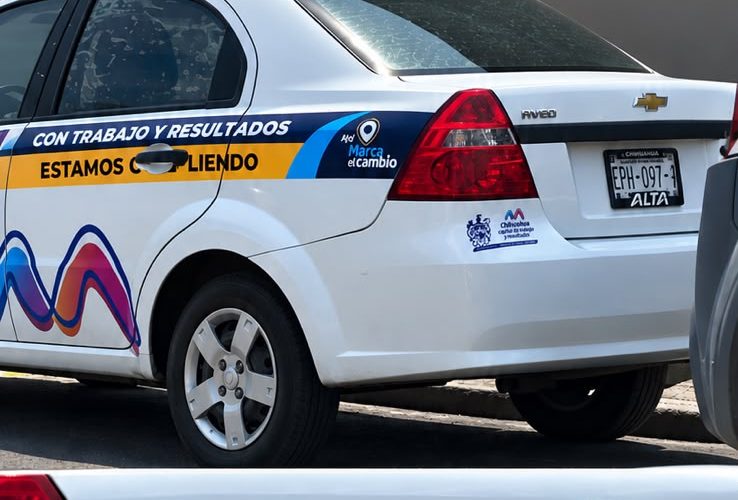 Seguridad Pública llega a evento de Santiago de la Peña y desata cuestionamientos políticos