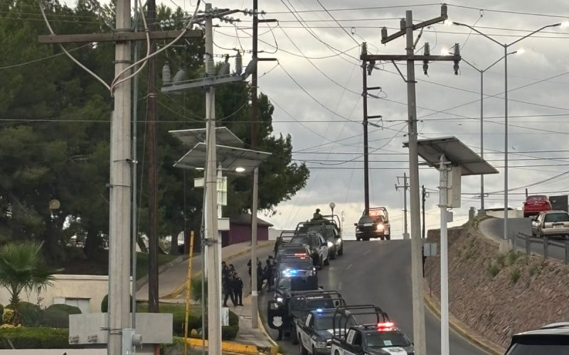 Cae presunto líder criminal en Ojinaga; le aseguran arsenal y casi 20 mil dólares