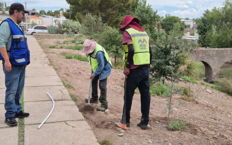 Avanza Municipio con rehabilitación del sistema de riego del parque Santa María