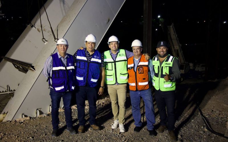 Supervisa Marco Bonilla montaje de estructura norte de la Gaza de Teófilo Borunda