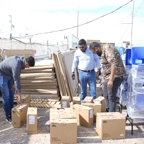 Entregan equipamiento y apoyos de infraestructura a escuelas de la región de Camargo