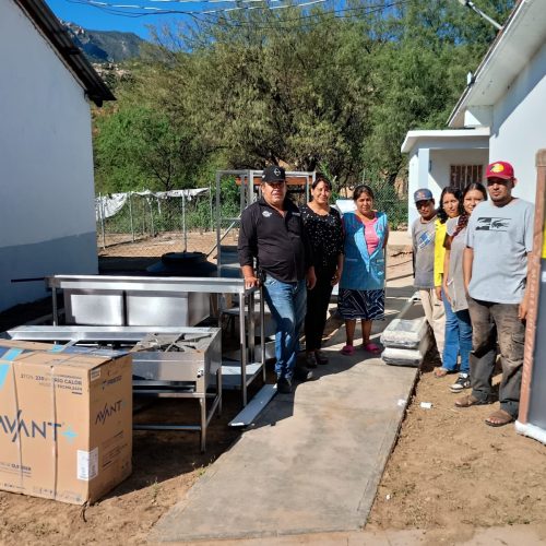 Equipan DIF Estatal y el programa NutriChihuahua comedores escolares y comunitarios en tres municipios