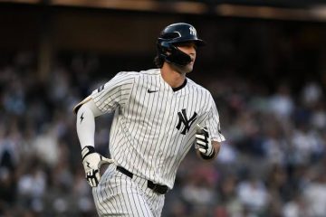 Yankees, White Sox y Padres avanzan con autoridad; Phillies fuerzan el tercer juego en los playoffs de MLB