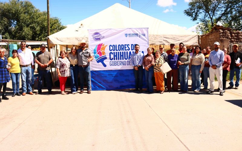 Llevan programa Colores de Chihuahua a Temósachic para renovar la imagen urbana