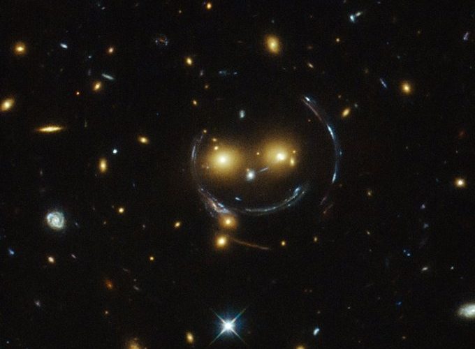 NASA revela inquietante imagen de galaxia sonriente antes de Halloween: ¿qué hay detrás de esta cara cósmica?
