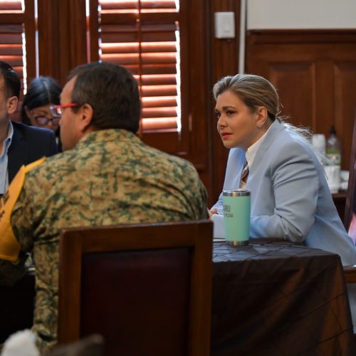 Maru Campos preside Mesa de Seguridad en Palacio de Gobierno