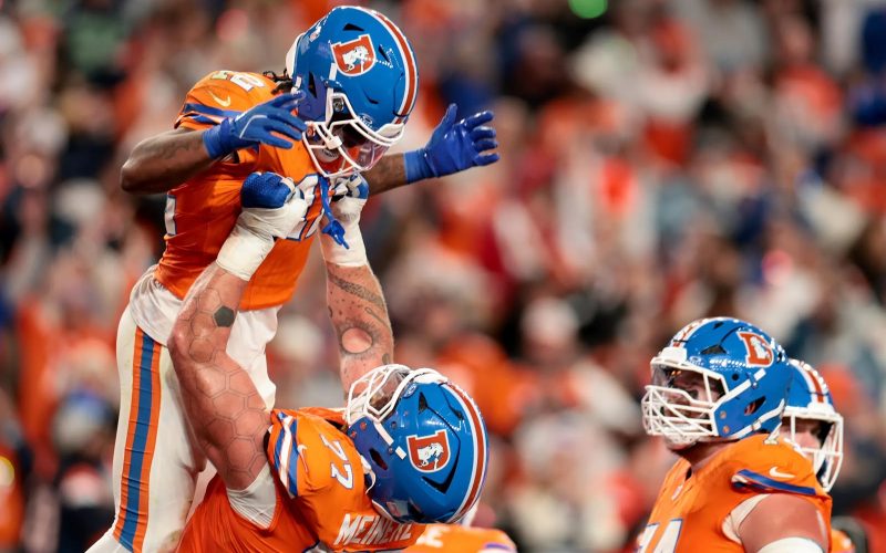 ¡Denver se impone en tiempo extra! Broncos derrotan 17-14 a Seattle
