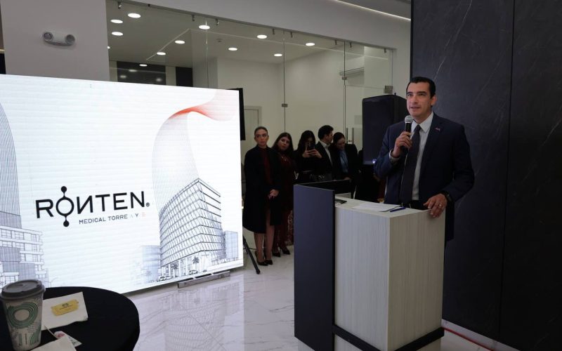 Chihuahua le apuesta a la salud: René Chavira por inauguración de Ronten Torre A