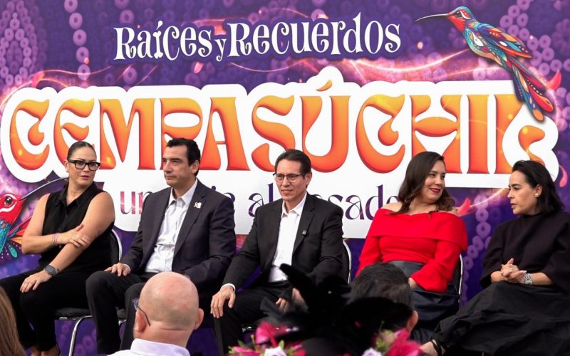 Inaugura Gobierno del Estado el Festival “Raíces y Recuerdos: Cempasúchil, un viaje al pasado”, en la Plaza del Ángel
